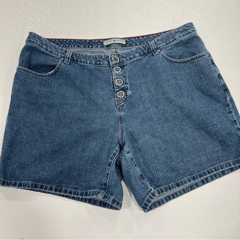 TOMMY HILFIGER Classic Blue Denim Women's Shorts Size 20 - Picture 1 of 7